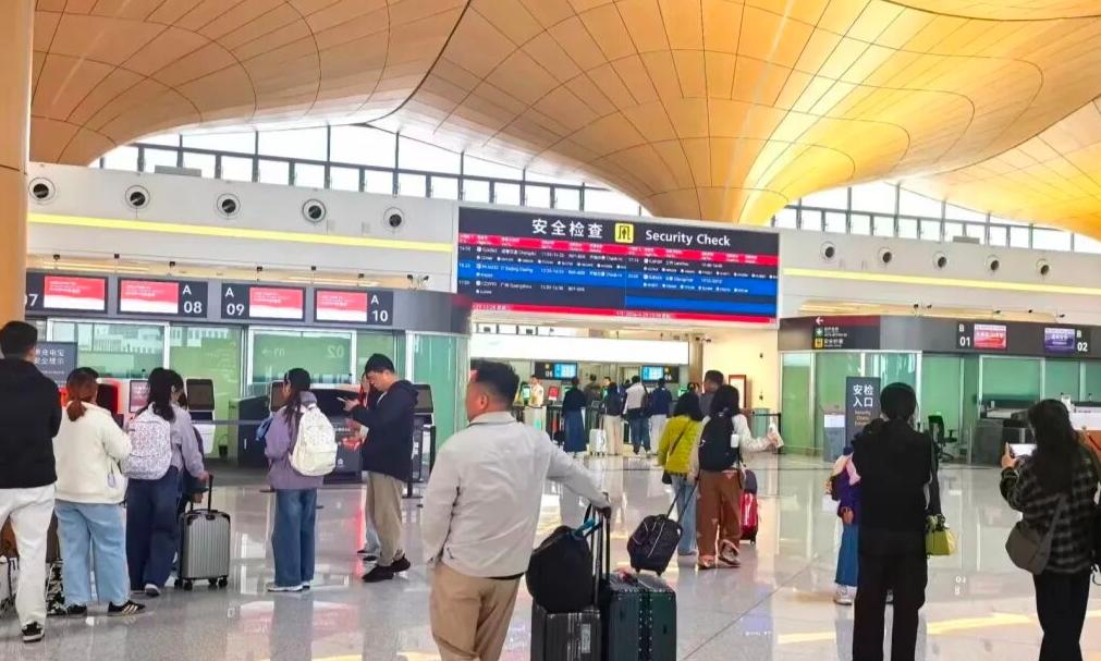 此时此刻，嘉兴南湖机场！